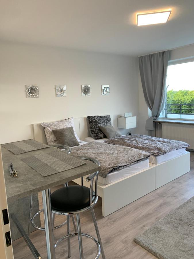 Wohlfuehlwohnung In Halstenbek Екстериор снимка